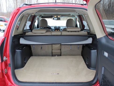 Used 2010 Toyota RAV4 Limited image 8