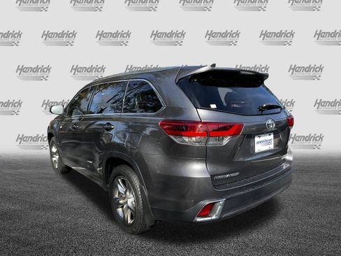 Used 2019 Toyota Highlander Limited Platinum image 7