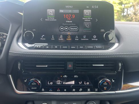 Certified 2023 Nissan Rogue SL w/ SL Premium Package AWD/4WD image 5