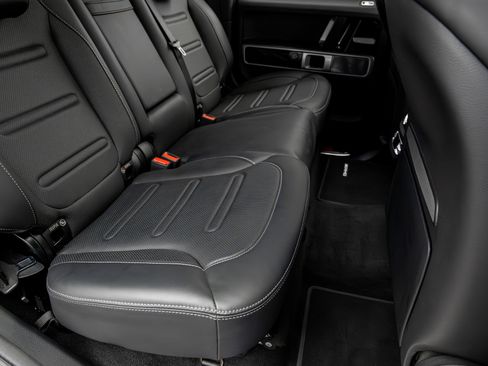 Used 2022 Mercedes-Benz G 550 w/ Exclusive Interior Package image 38