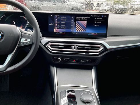 Used 2023 BMW 330i Sedan w/ Driving Assistance Package image 7