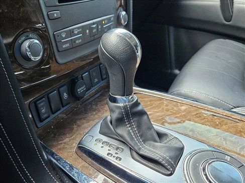 Used 2017 INFINITI QX80 2WD image 12