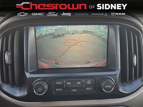 Used 2016 Chevrolet Colorado Z71 AWD/4WD image 39