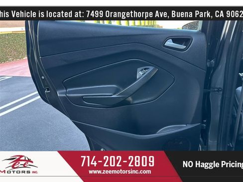 Used 2015 Ford C-MAX SE w/ Interior Protection Package image 40