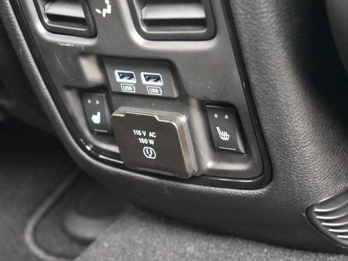 Used 2025 Dodge Durango GT image 21