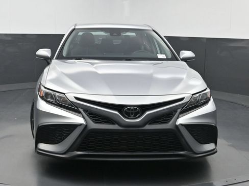 Used 2022 Toyota Camry SE w/ Convenience Package FWD image 39