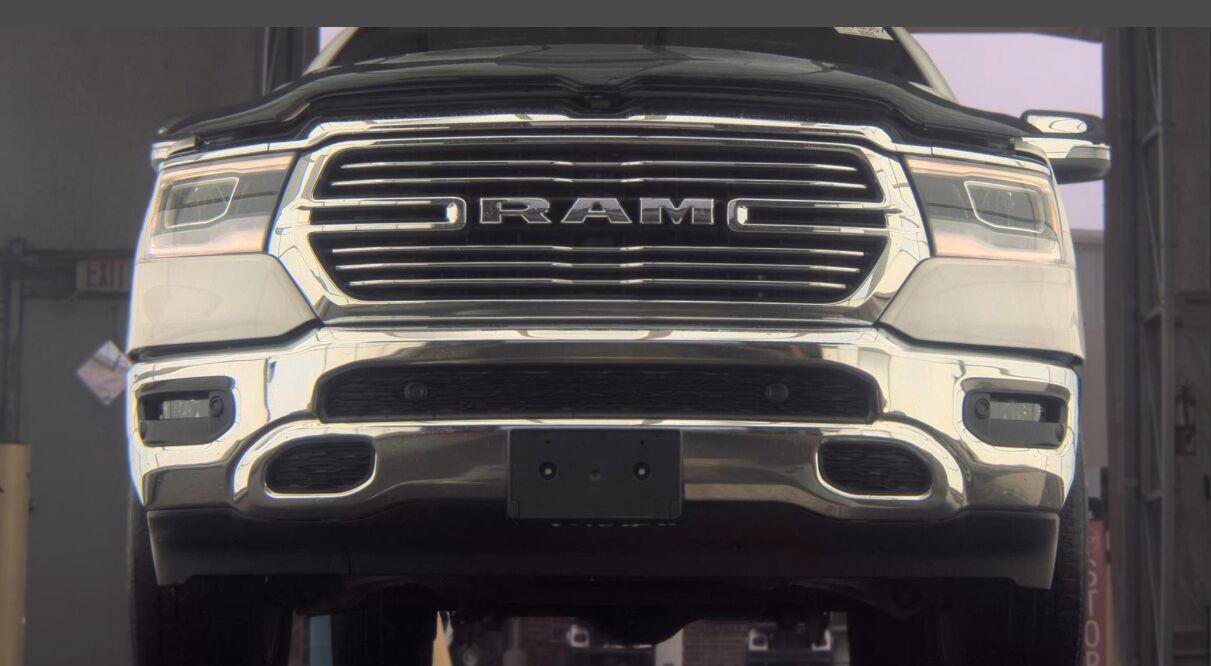 Used 2023 RAM 1500 Laramie RWD image 3
