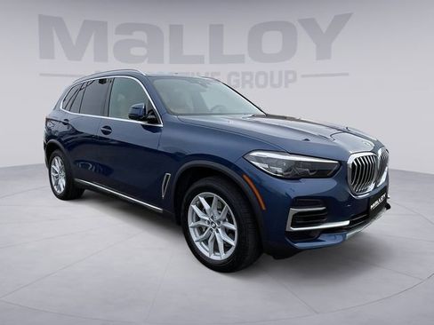 Used 2023 BMW X5 xDrive40i w/ Premium Package image 7