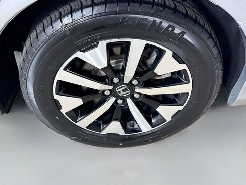 Certified 2025 Honda Odyssey EX-L image 31