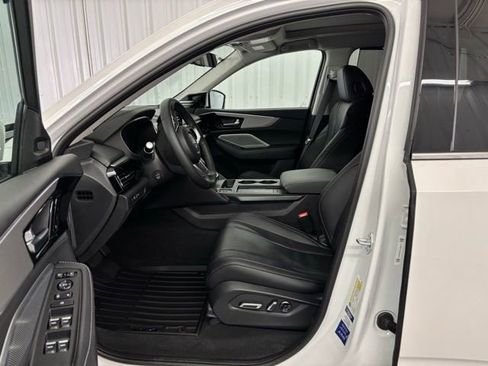 Certified 2026 Acura MDX FWD w/ Technology Package image 2