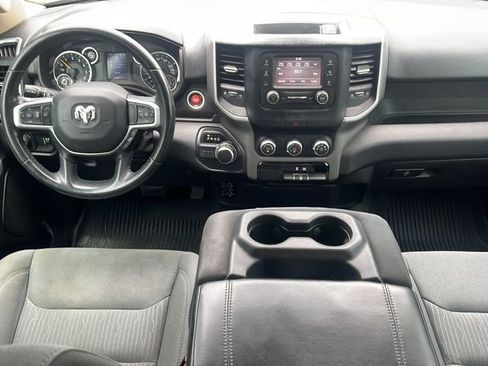 Used 2020 RAM 1500 Big Horn RWD image 15
