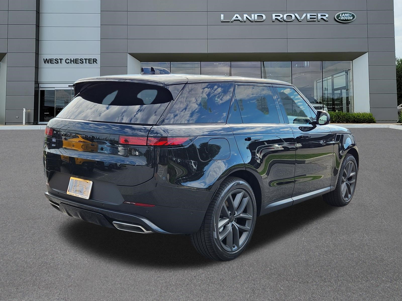 New 2027 Land Rover Range Rover Sport SE AWD/4WD image 4