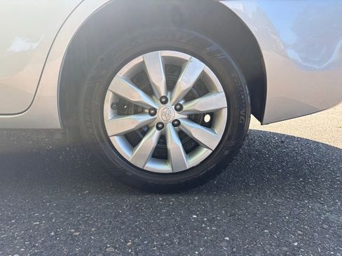 Used 2016 Toyota Corolla LE FWD image 10