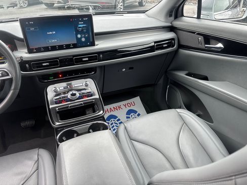 Certified 2022 Lincoln Nautilus Reserve w/ Cargo Utility Package image 31