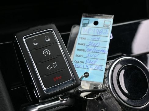 Used 2024 Jeep Grand Cherokee Limited 4xe AWD/4WD image 33