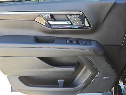 Certified 2025 Chevrolet Tahoe Z71 w/ Z71 Off-Road Package image 17