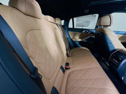 New 2027 BMW X6 M60i AWD/4WD image 29