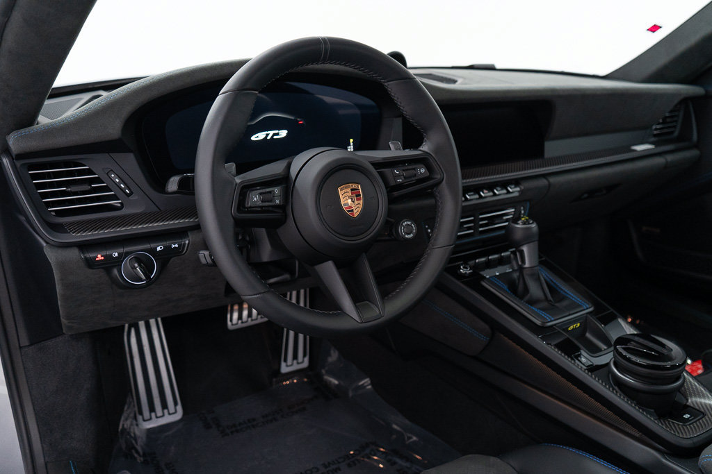 Used 2026 Porsche 911 GT3 RWD image 14