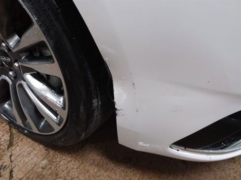 Used 2017 Lincoln Continental Select w/ Climate Package image 14