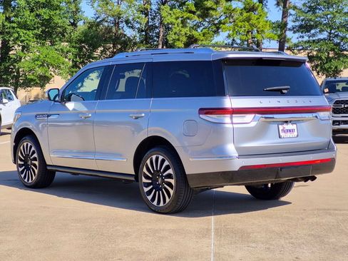 Used 2023 Lincoln Navigator Black Label AWD/4WD image 4