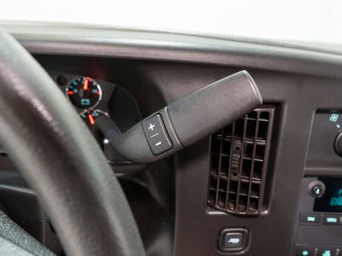 Used 2020 Chevrolet Express 2500 w/ Driver Convenience Package RWD image 23
