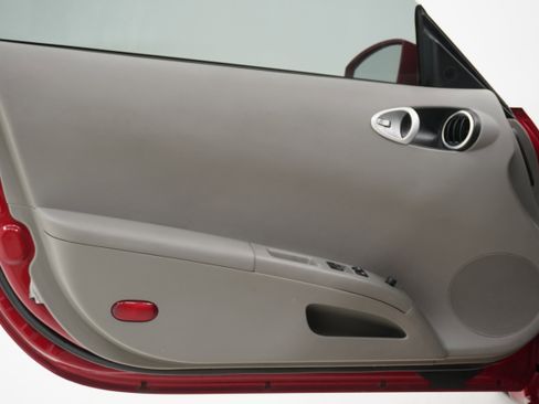 Used 2003 Nissan 350Z Touring image 11