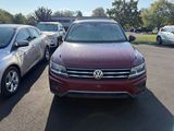 Used 2019 Volkswagen Tiguan SE w/ Panoramic Sunroof Package image 4