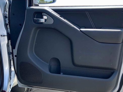 Used 2019 Nissan Frontier PRO-4X w/ Pro-4x Luxury Package AWD/4WD image 23