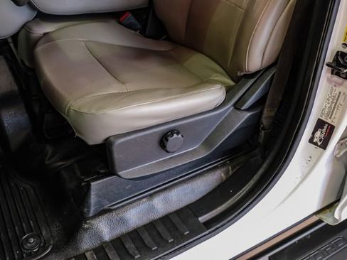 Used 2022 Ford F250 XL w/ Power Equipment Group image 35