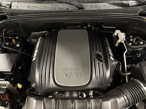 Used 2019 Jeep Grand Cherokee Overland image 12