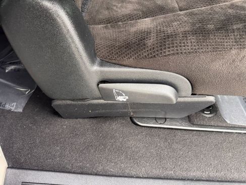 Used 2016 Dodge Grand Caravan SXT image 20