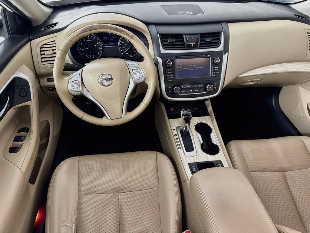 Used 2017 Nissan Altima 2.5 SL w/ 2.5 Technology Package FWD image 29