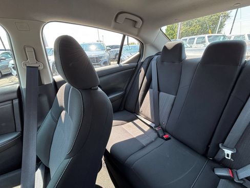 Used 2025 Nissan Sentra SV FWD image 37