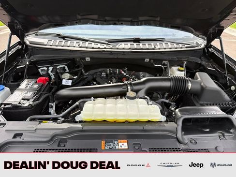 Used 2025 Ford Expedition Platinum w/ Driver's Package AWD/4WD image 13