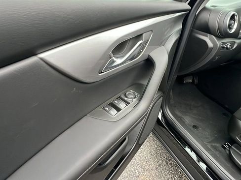 New 2025 Chevrolet Blazer LT w/ Midnight/Sport Edition image 12