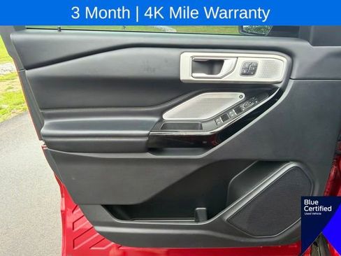 Used 2022 Ford Explorer Platinum w/ Equipment Group 601A AWD/4WD image 28