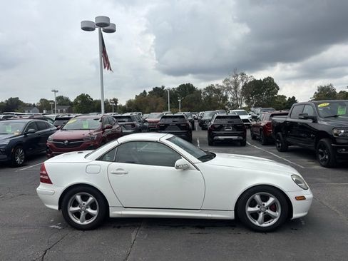 Used 2003 Mercedes-Benz SLK 320 image 4