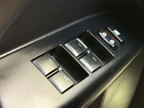 Used 2014 Lexus CT 200h FWD image 30