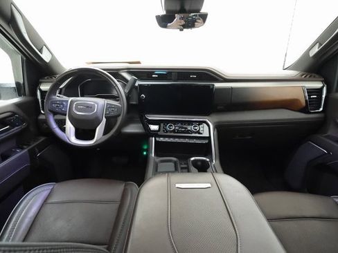 Used 2024 GMC Sierra 2500 Denali w/ Denali Reserve Package image 5