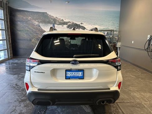 Used 2025 Subaru Forester Limited image 52