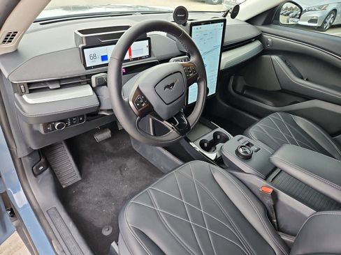 Used 2023 Ford Mustang Mach-E Select image 2