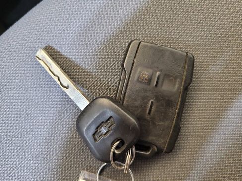 Used 2017 Chevrolet Silverado 1500 W/T w/ WT Fleet Convenience Package AWD/4WD image 32