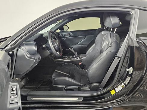 Used 2025 Toyota GR86 Premium w/ ALL Weather Mat Package (TMS) image 20