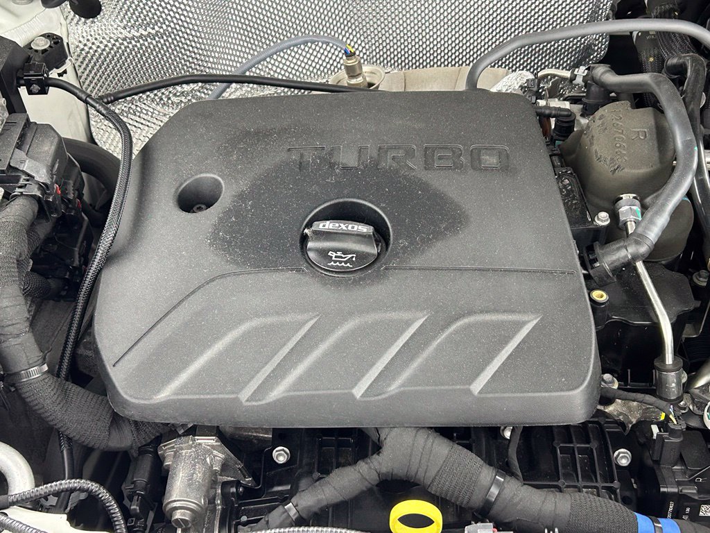 Used 2023 Buick Encore GX Essence w/ Experience Buick Package AWD/4WD image 36