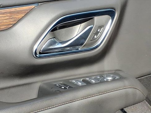 Used 2024 Chevrolet Tahoe High Country image 19