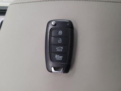 Used 2023 Hyundai Sonata SE image 32