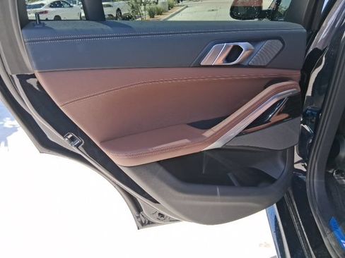 Used 2025 BMW X6 xDrive40i w/ Premium Package AWD/4WD image 16