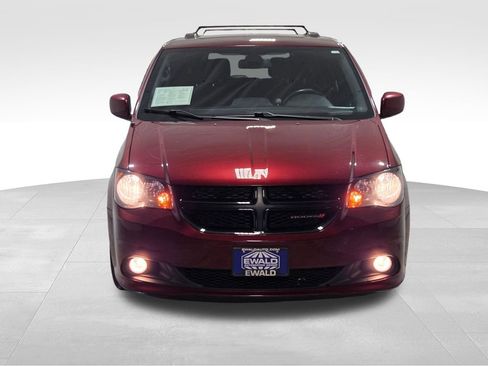 Used 2020 Dodge Grand Caravan SE image 13