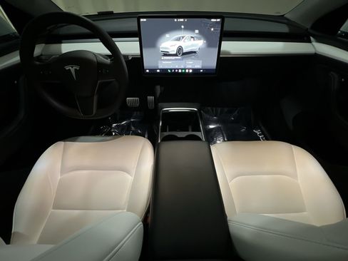 Used 2024 Tesla Model Y Performance AWD/4WD image 30