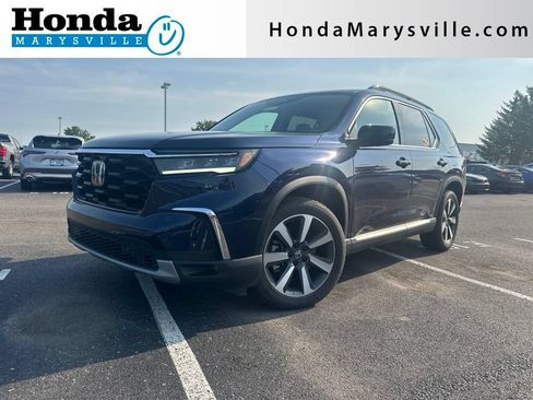 Used 2023 Honda Pilot Touring image 1